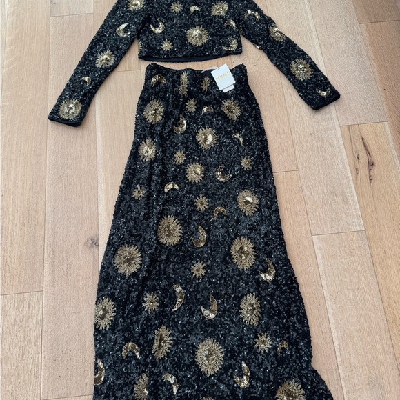 Show Me Your MuMu Dresses & Skirts - Show Me Your Mumu Black and Gold Sequin Celestial Skirt